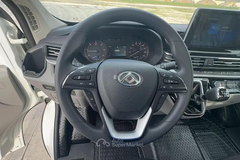 Nuova Maxus V90 150 CV (110 kW) 2026 Bianco Furgone