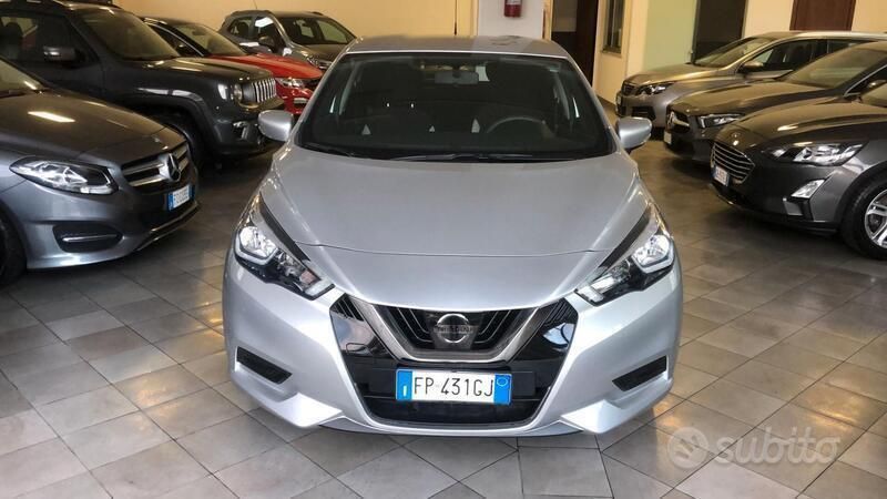 Usata Nissan Micra Acenta 71 CV (52 kW) 2018 Argento Utilitaria