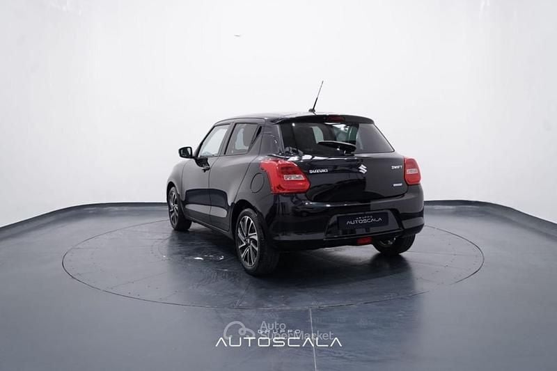 Usata Suzuki Swift 83 CV (61 kW) 2023 Nero Berlina