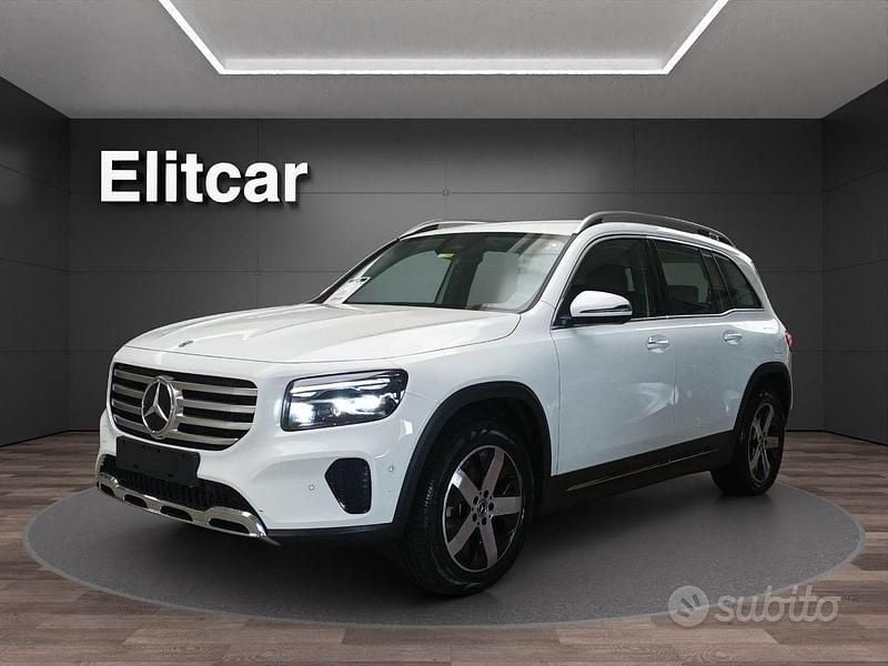 Bianco polare Usata 2024 Mercedes GLB180 Progressive SUV | 37.990 € (Super prezzo) - Immagine 1/3
