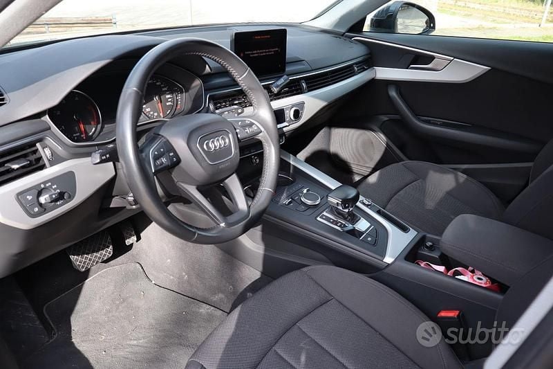 Usata Audi A4 150 CV (110 kW) 2019 Nero Berlina