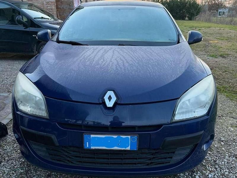 Usata Renault Mégane 90 CV (66 kW) 2010 Berlina