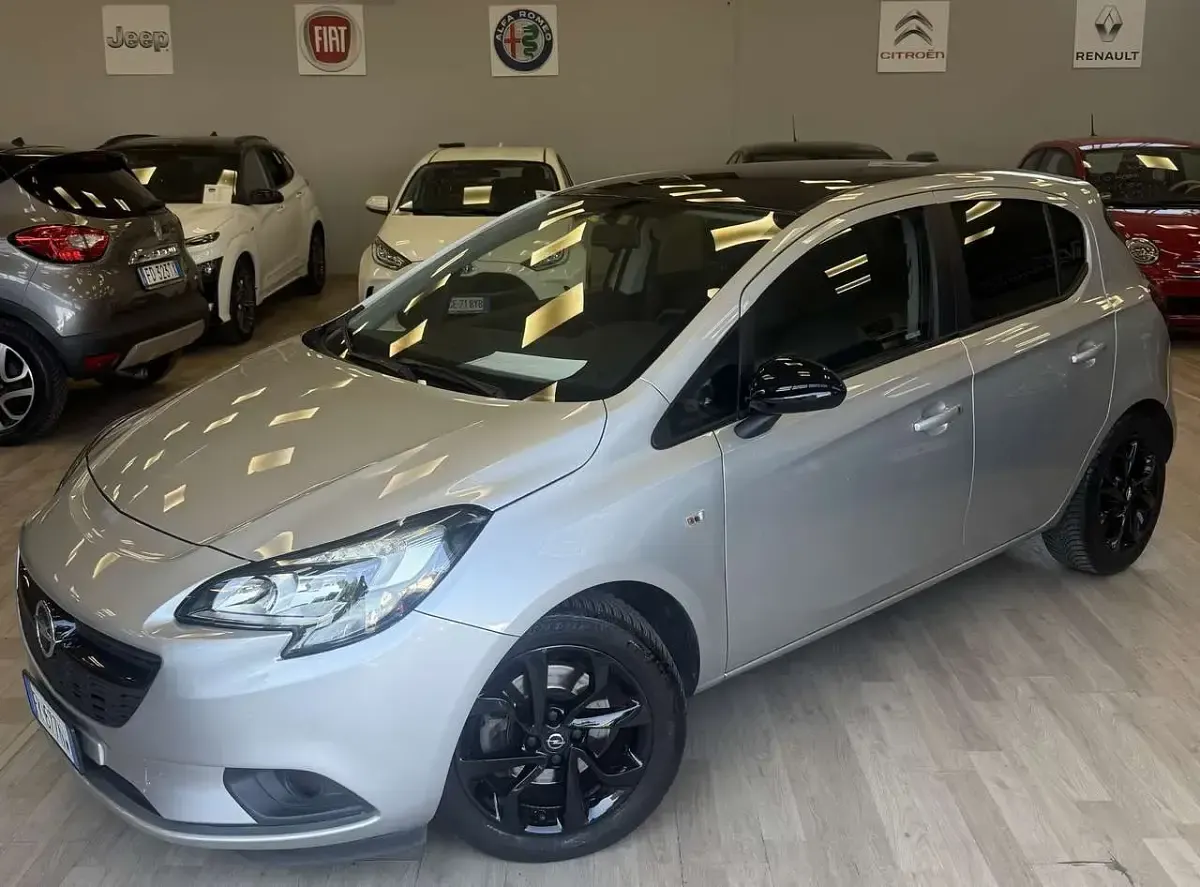 Usata Opel Corsa 75 CV (55 kW) 2017 Other Utilitaria