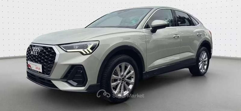 Usata Audi Q3 Sportback Ambiente 150 CV (110 kW) 2023 Grigio SUV