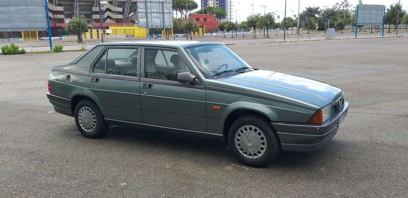 Usato 1990 Alfa Romeo 75 1.6 Benzin 105 CV (4.700 €)