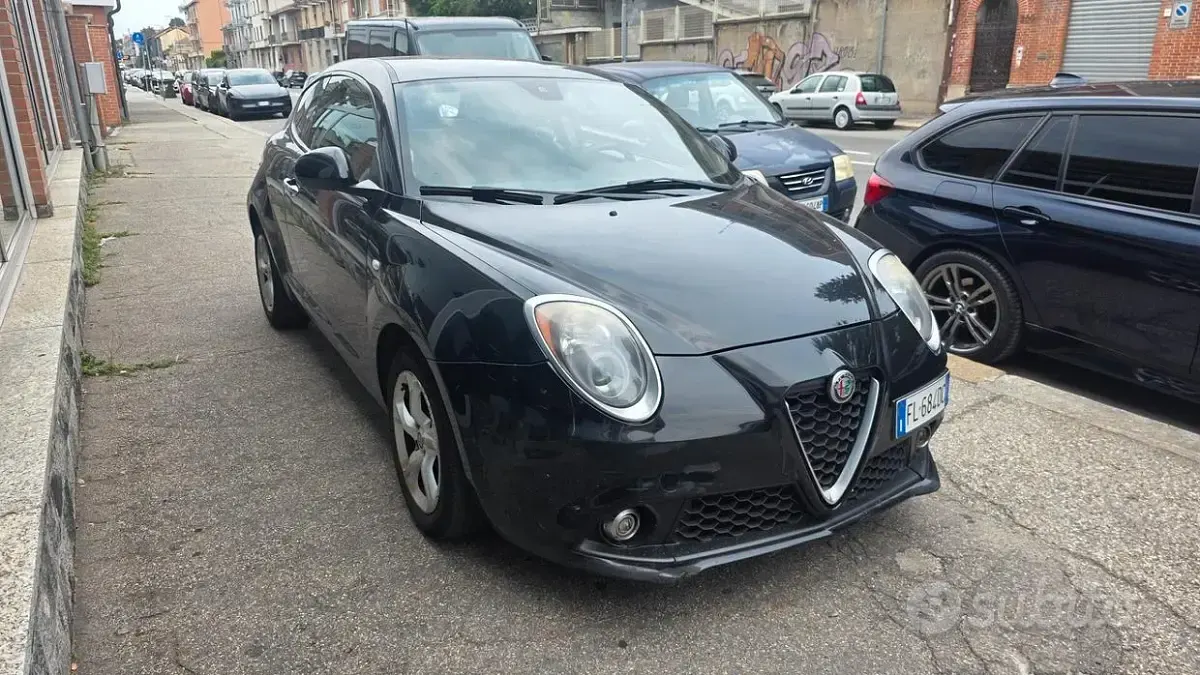 Usata Alfa Romeo MiTo 77 CV (56 kW) 2017 Nero Utilitaria