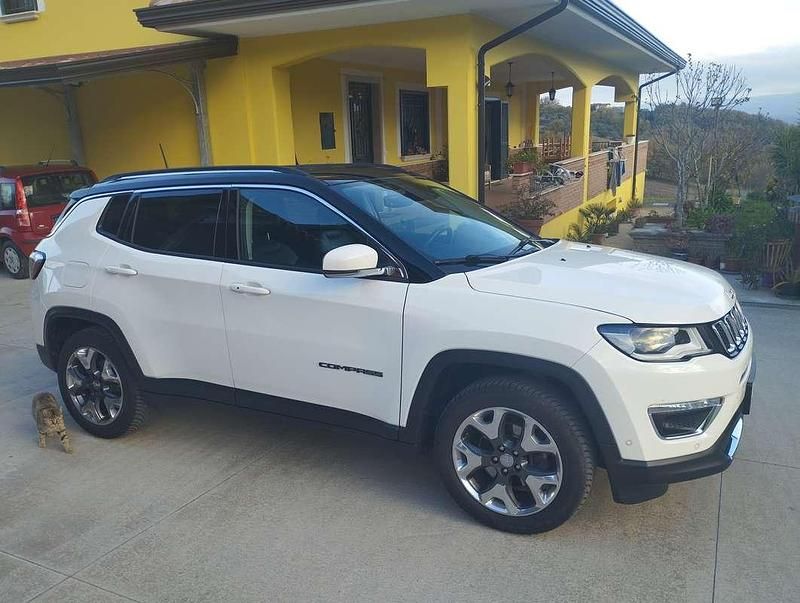 Usata Jeep Compass Limited 140 CV (102 kW) 2018 Bianco SUV