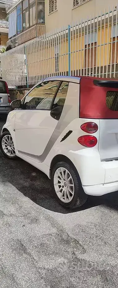Usata Smart ForTwo Cabrio Passion 71 CV (52 kW) 2011 Bianco Cabrio