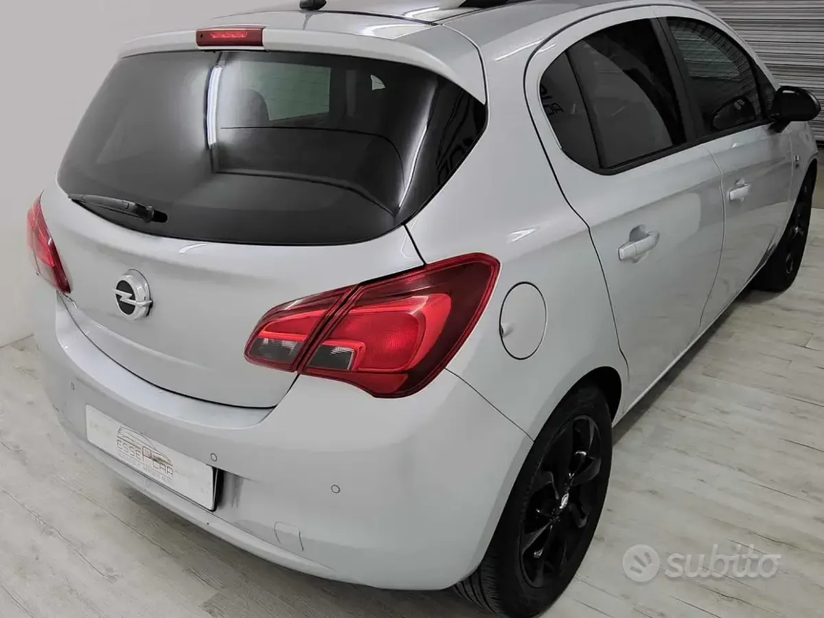 Usata Opel Corsa 75 CV (55 kW) 2019 Grigio Utilitaria