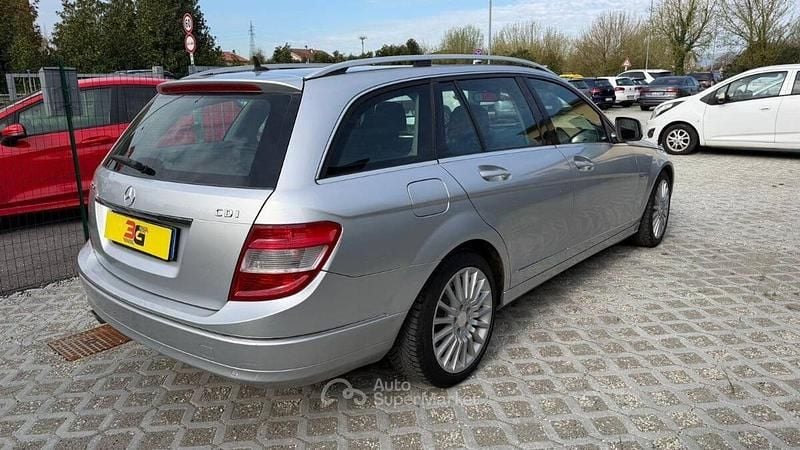 Usata Mercedes C220 Avantgarde 170 CV (125 kW) 2009 Other Station wagon