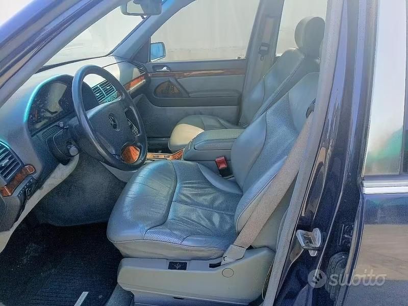 Usata Mercedes 500 326 CV (239 kW) 1991 Blu Berlina