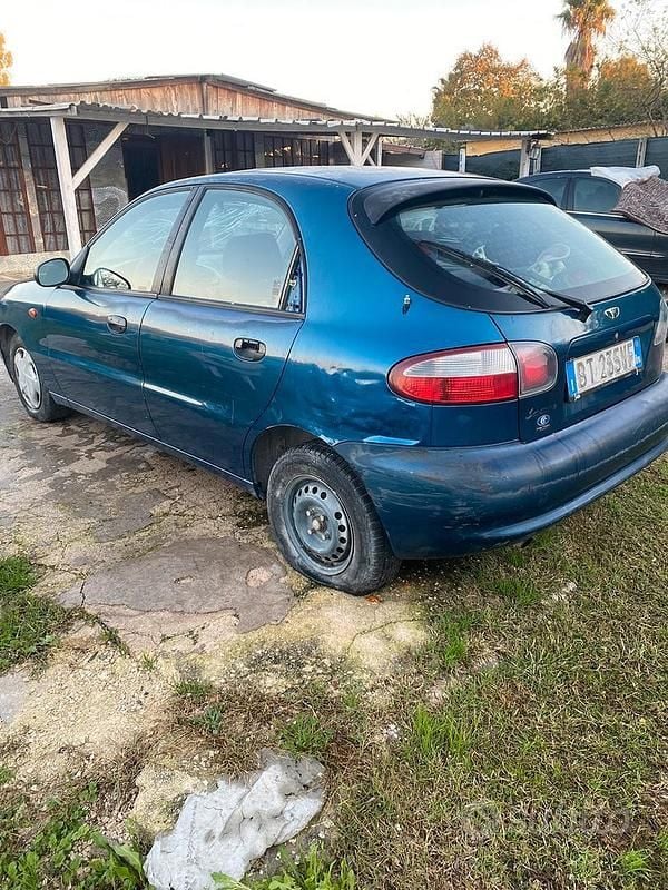 Usata Chevrolet Lanos 75 CV (55 kW) 2001 Berlina