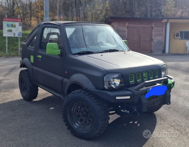 Usata Suzuki Jimny 80 CV (58 kW) 2000 Nero SUV