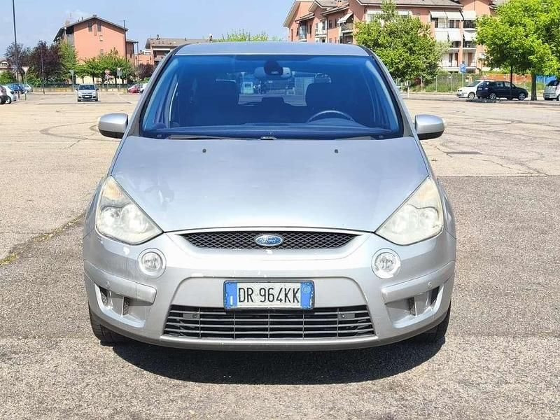 Usata Ford S-MAX Titanium 175 CV (128 kW) 2008 Monovolume