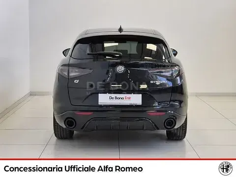 Usata Alfa Romeo Stelvio Veloce 209 CV (153 kW) 2025 Nero SUV