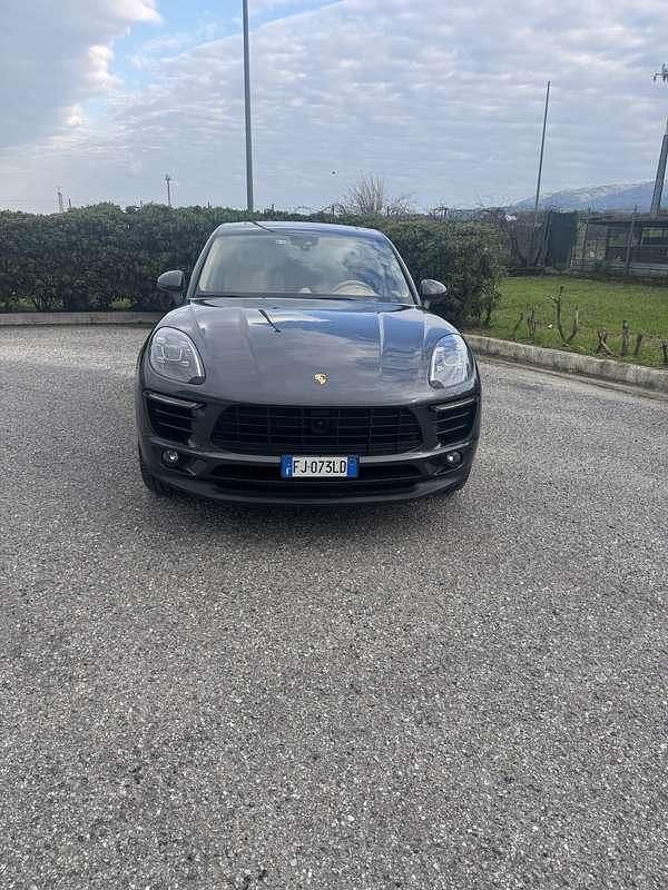 Usata Porsche Macan 340 CV (250 kW) 2017 Grigio SUV