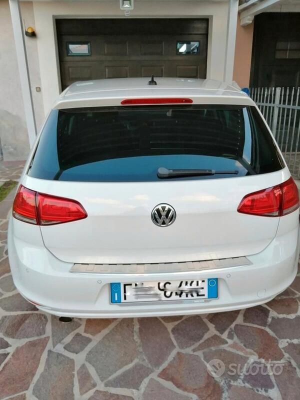Usata VW Golf VII 110 CV (80 kW) 2015 Bianco Berlina