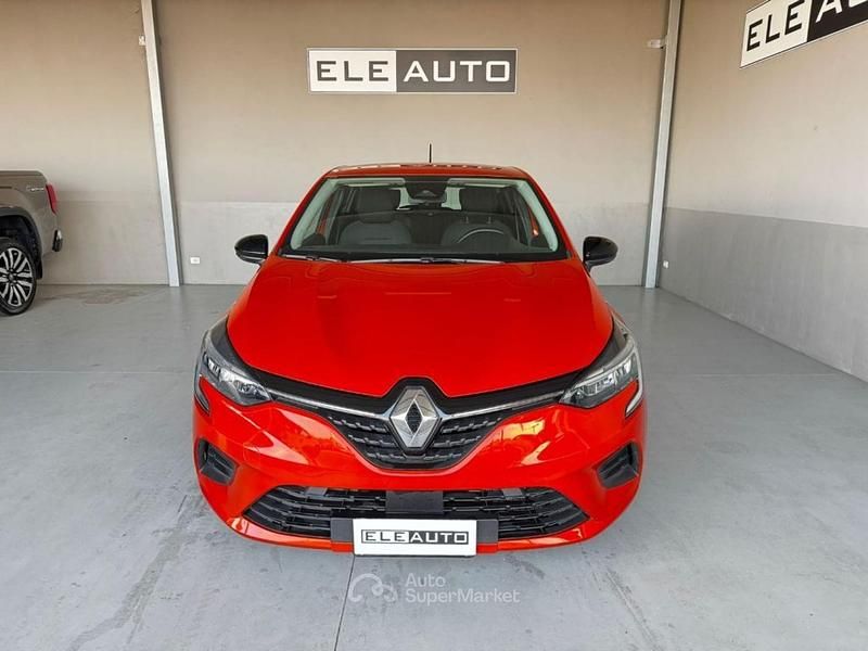 Usata Renault Clio V Equilibre 65 CV (47 kW) 2023 Arancione Berlina