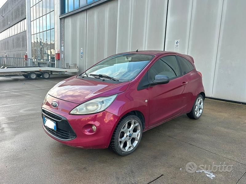 Usata 2010 Ford Ka Due volumi | 2700 € (Ottimo prezzo) - Immagine 1/4