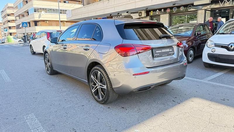 Usata Mercedes A250 Advanced Plus 163 CV (119 kW) 2023 Grigio Berlina