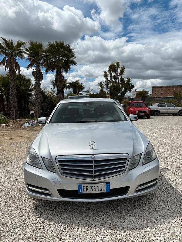 Usata Mercedes E250 Premium 2013 Grigio Berlina