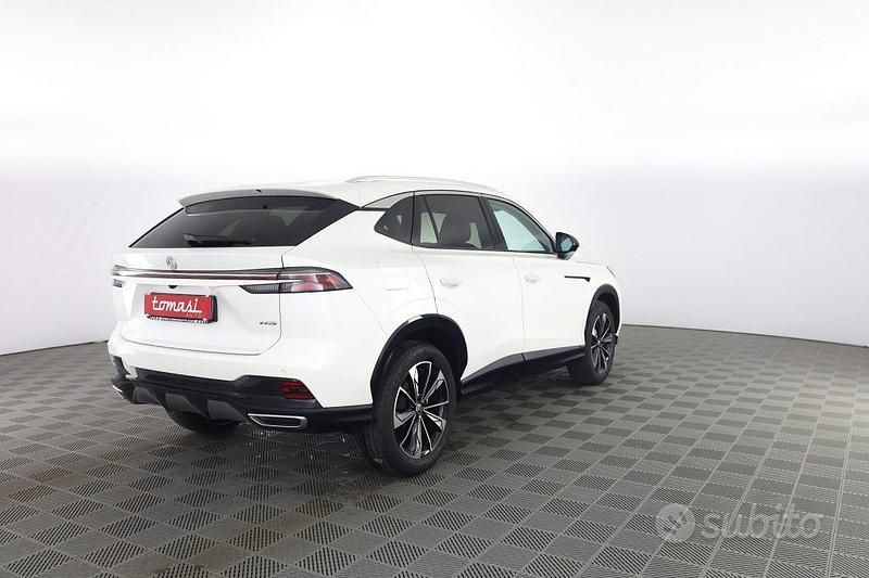 Usata MG HS Luxury 170 CV (125 kW) 2025 Pearl white SUV