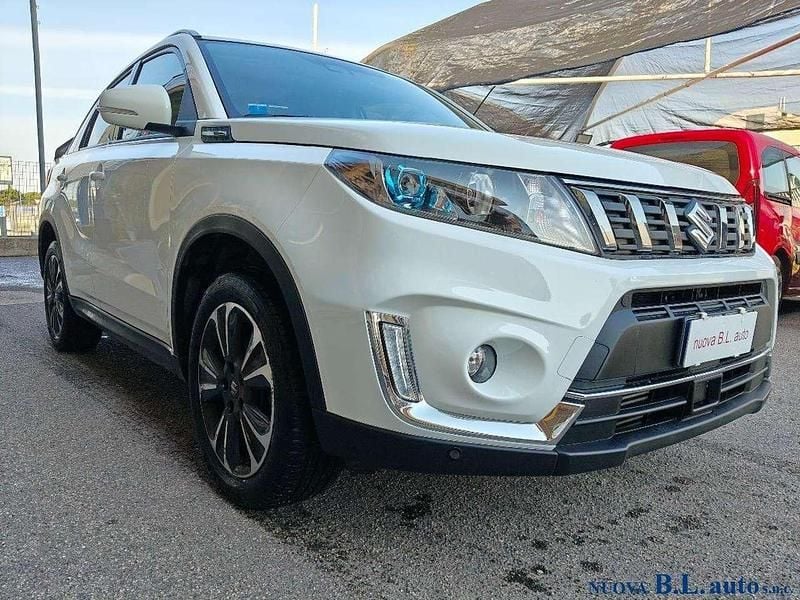 Usata Suzuki Vitara 111 CV (81 kW) 2019 Bianco SUV