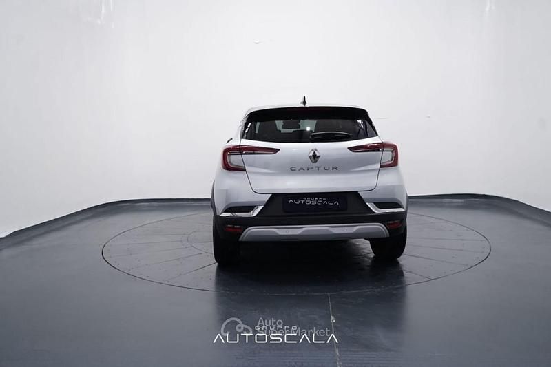 Usata Renault Captur Techno 91 CV (66 kW) 2024 Bestyle varsavia (grigio magn SUV