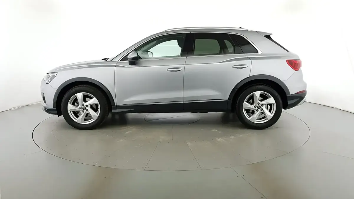 Usata Audi Q3 Advanced Plus 150 CV (110 kW) 2024 Argento fioretto met SUV