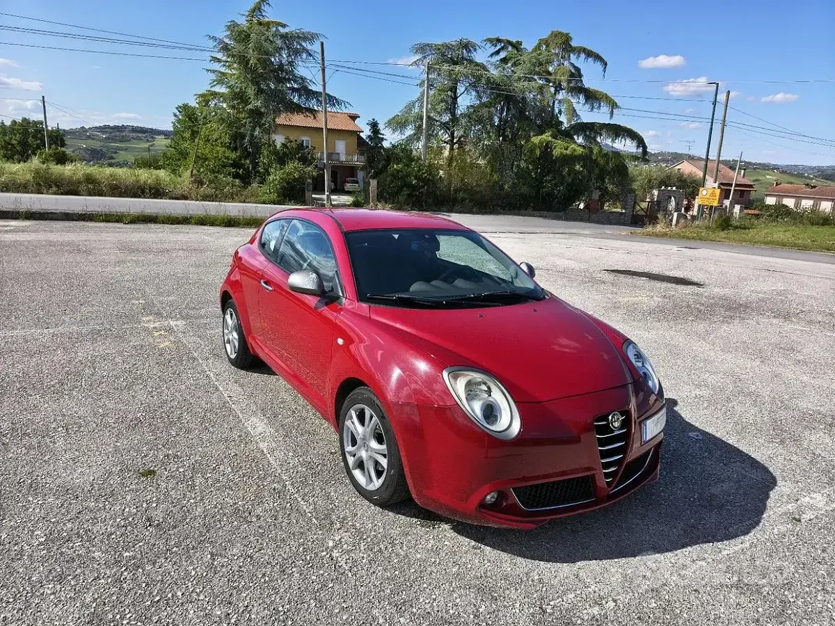 Usata Alfa Romeo MiTo Distinctive 95 CV (69 kW) 2011 Rosso Utilitaria