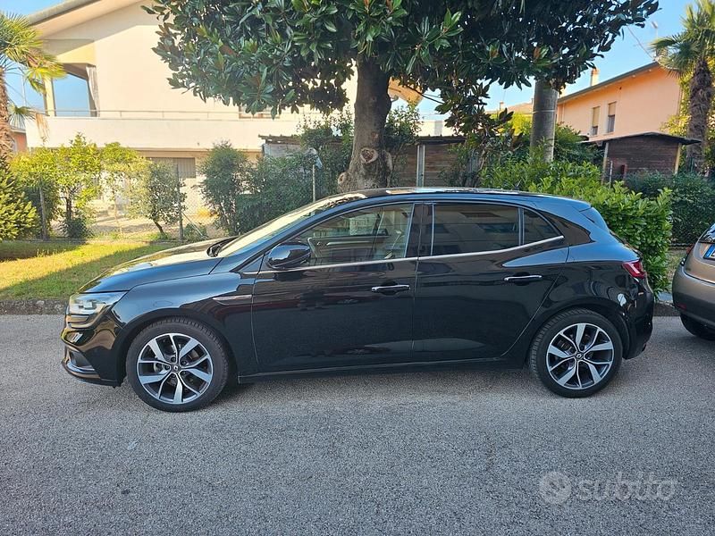 Usata Renault Mégane IV 2016 Nero Berlina