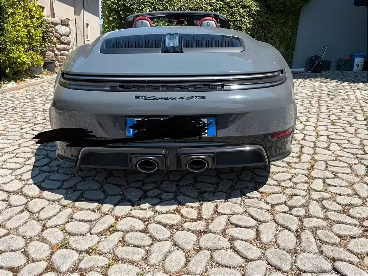 Usata Porsche 911 480 CV (353 kW) 2025 Grigio Cabrio