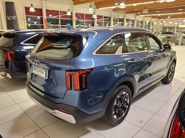 Usata Kia Sorento 193 CV (141 kW) 2024 Blu metallizzato SUV