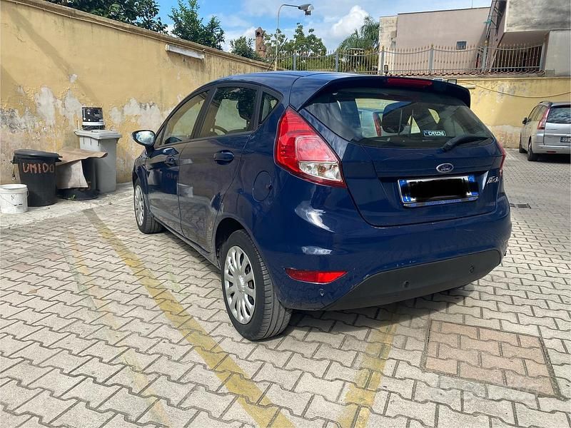 Usata Ford Fiesta 95 CV (69 kW) 2017 Berlina