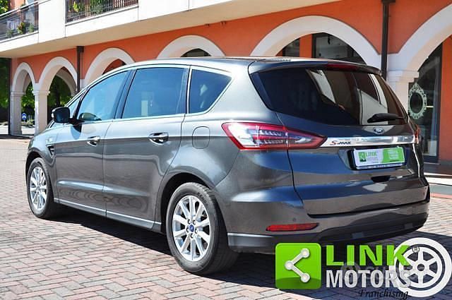 Usata Ford S-MAX S 150 CV (110 kW) 2016 Grigio Monovolume