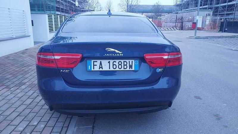 Usata Jaguar XE Prestige 163 CV (119 kW) 2015 Berlina
