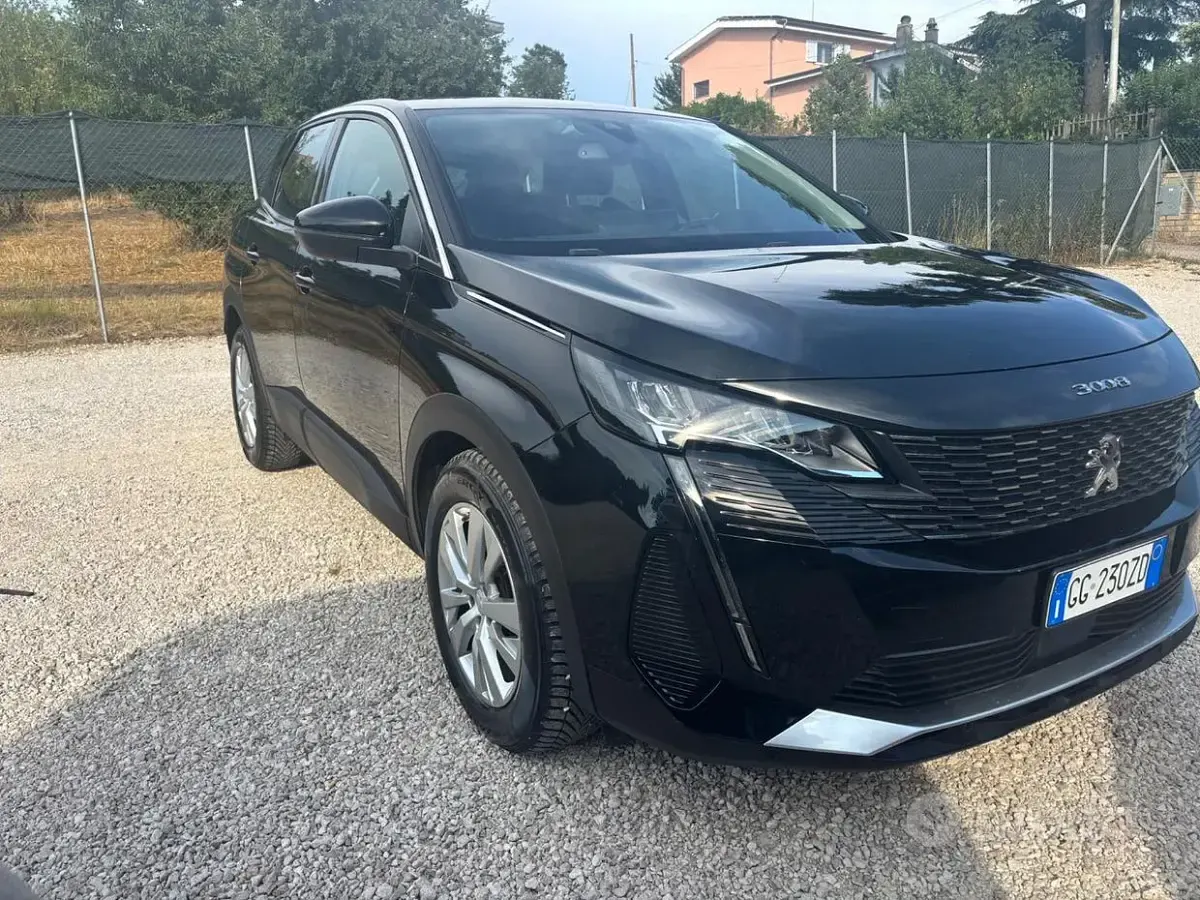 Usata Peugeot 3008 Allure 131 CV (96 kW) 2021 Nero SUV