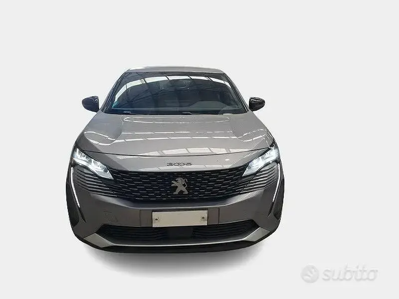 Usata Peugeot 3008 Allure 130 CV (95 kW) 2023 Grigio SUV