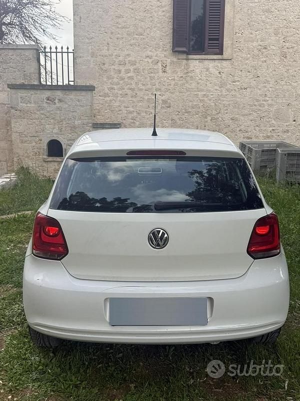 Usata VW Polo 90 CV (66 kW) 2011 Bianco Utilitaria