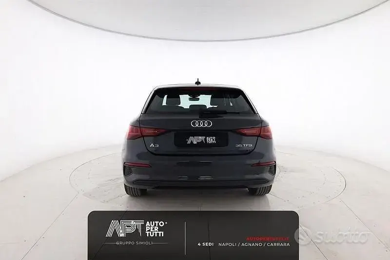 Usata Audi A3 Business 150 CV (110 kW) 2021 Grigio Berlina