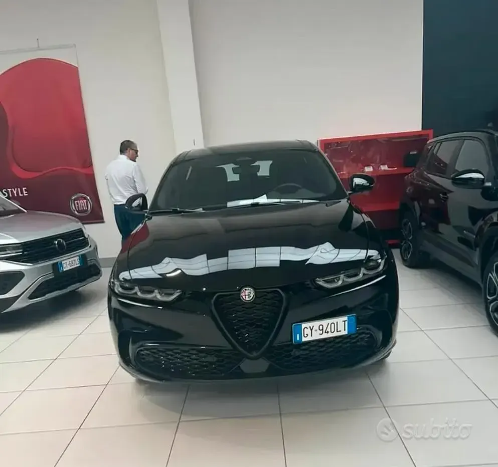 Usata Alfa Romeo Tonale Sprint 160 CV (117 kW) 2025 SUV