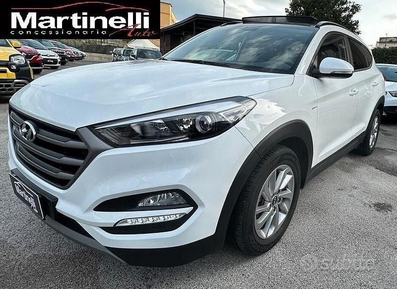 Usata Hyundai Tucson Edition 115 CV (84 kW) 2018 Marrone SUV
