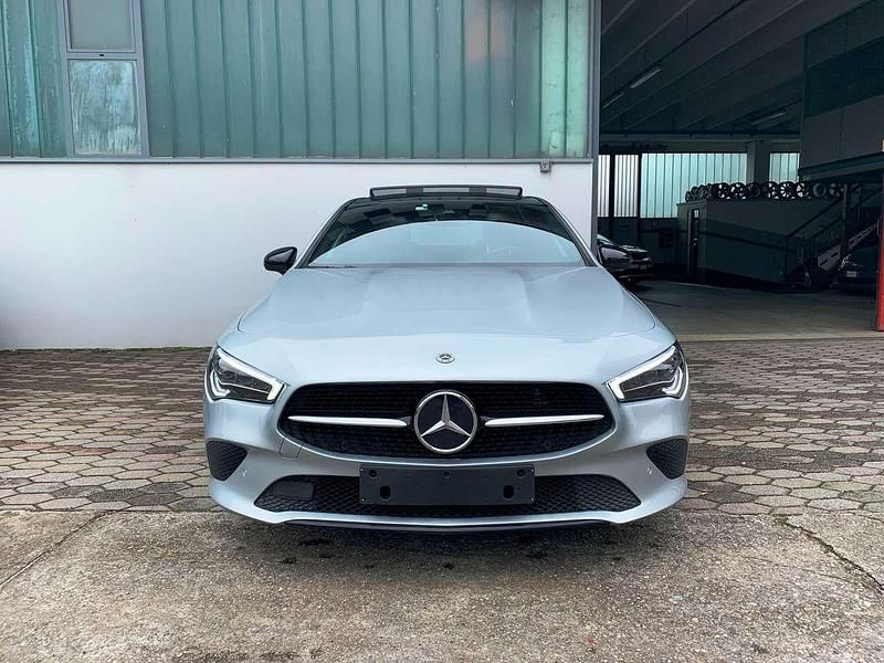 Usata Mercedes CLA200 Edition 163 CV (119 kW) 2022 Argento Berlina