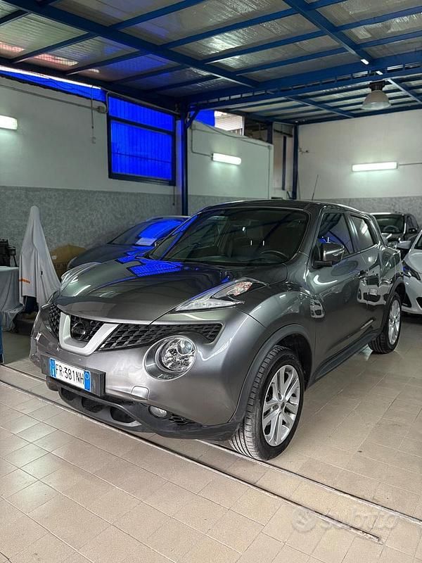 Usata Nissan Juke Tekna 110 CV (80 kW) 2018 Grigio SUV