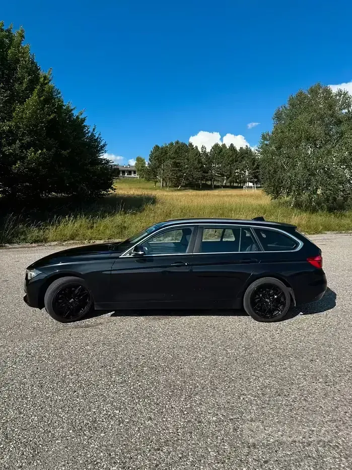Usata BMW 320 Luxury Line 190 CV (139 kW) 2016 Nero Station wagon