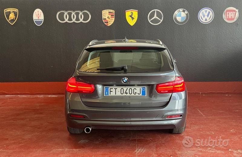 Usata BMW 116 Advantage 115 CV (84 kW) 2018 Grigio Utilitaria