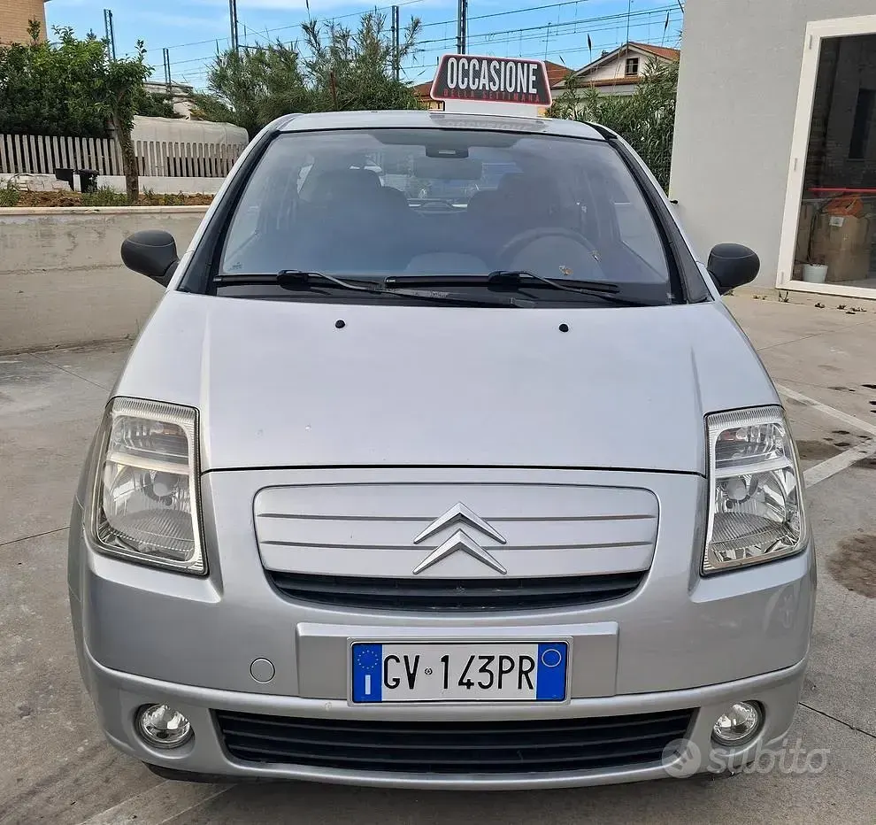 Usata Citroën C2 Elegance 68 CV (50 kW) 2005 Grigio Utilitaria