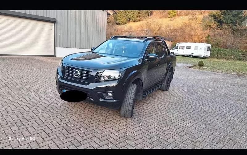 Usata Nissan Navara N-Guard 190 CV (139 kW) 2019 Nero Pick-up
