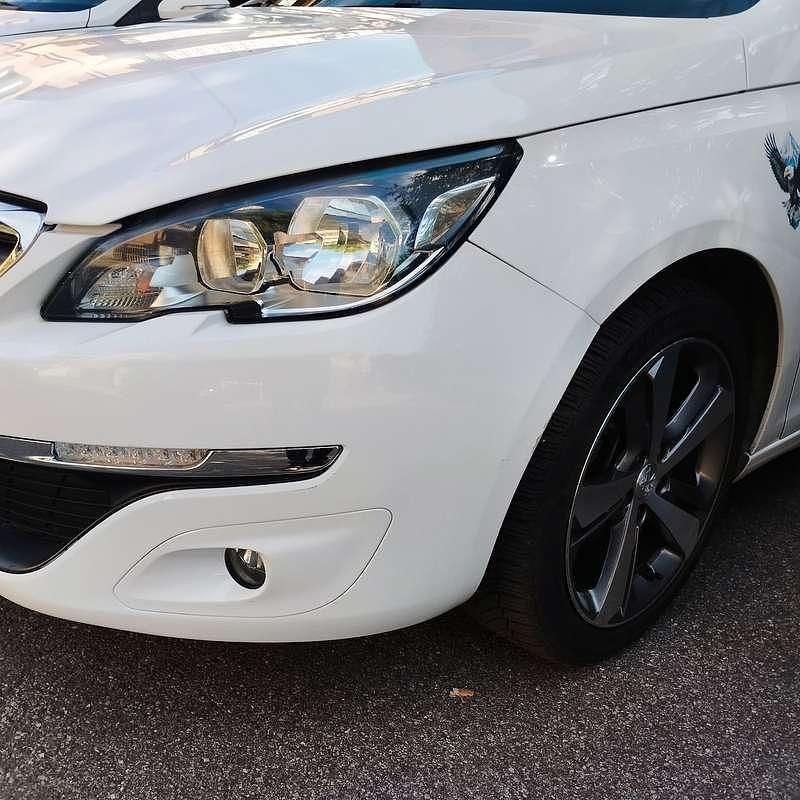 Usata Peugeot 308 SW Allure 131 CV (96 kW) 2014 Station wagon