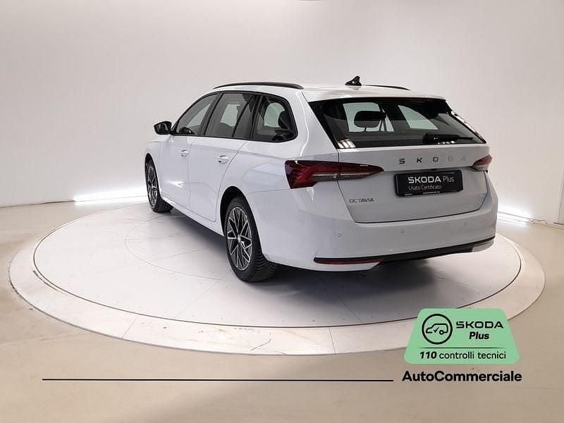 Usata Skoda Octavia Executive 150 CV (110 kW) 2024 Bianco Station wagon